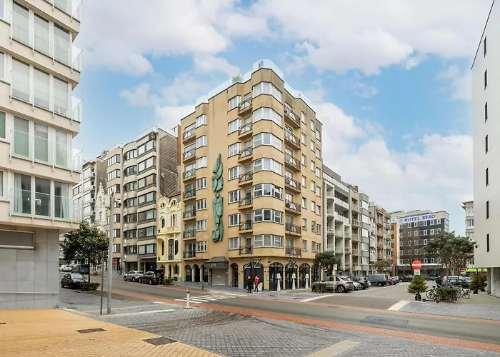 Le Grand Marin - App Met Prachtig Zeezichten 4p