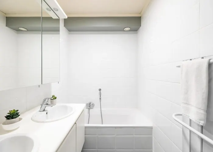 Le Grand Marin - App Met Prachtig Zeezichten 4p *