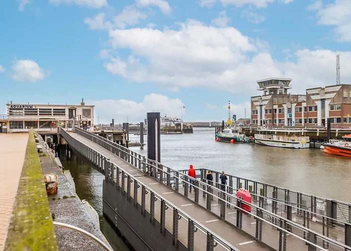 Le Grand Marin - App Met Prachtig Zeezichten 4p *